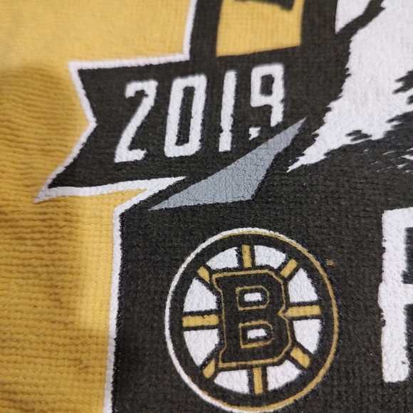 Stanley Cup playoff official Boston Bruins 2019 Playoff Rally Yellow rally towel - Picture 6 of 11
